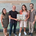MHN é homenageado por estudante de grupo de pesquisa