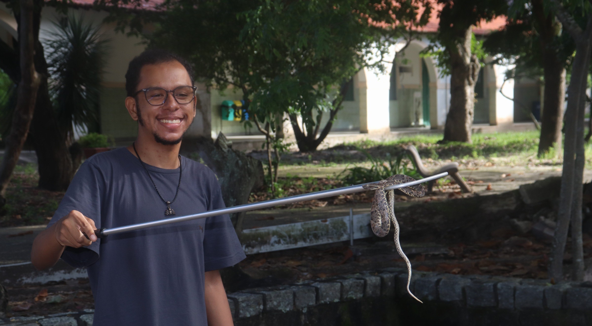 “A Ciência é coletiva”: estagiário do MHN participa de curso na USP